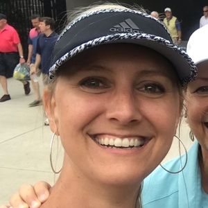 Meet your Posher, Alison